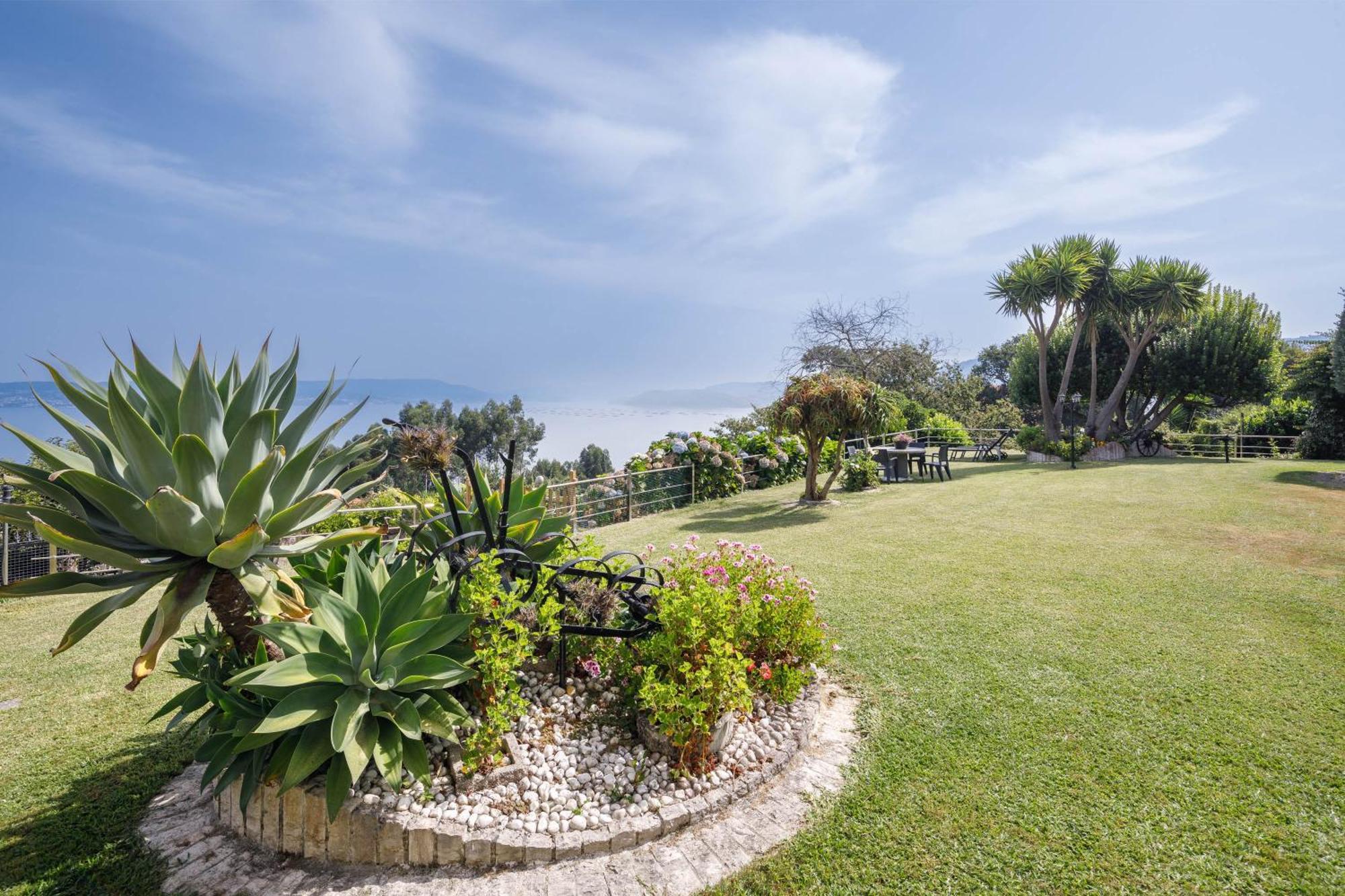 Apartamento Con Jardin En Un Chale Bueu Exterior foto